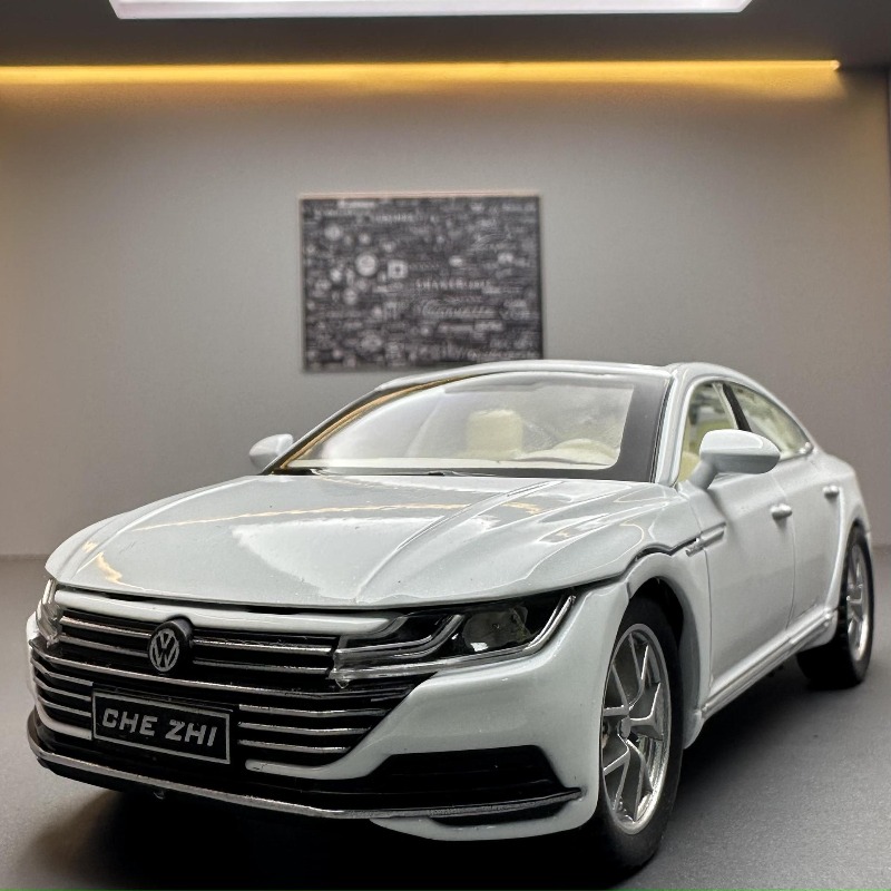 Decor Lighting Returns - 1:32 Ölçekli Alaşımlı Araba Modeli 132CC