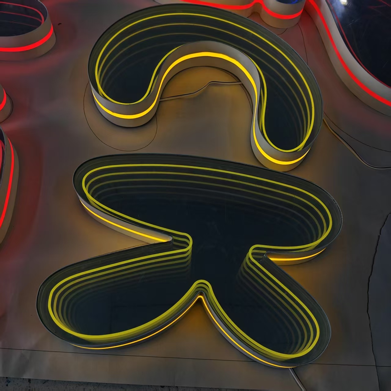 Özelleştirilmiş Sonsuzluk Neon - Neon Sign Custom Led incelemesi ve fiyatı