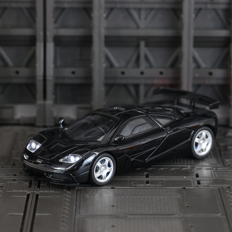 1:32 simülasyon McLaren F1 ala - Decor Lighting Returns incelemesi ve fiyatı